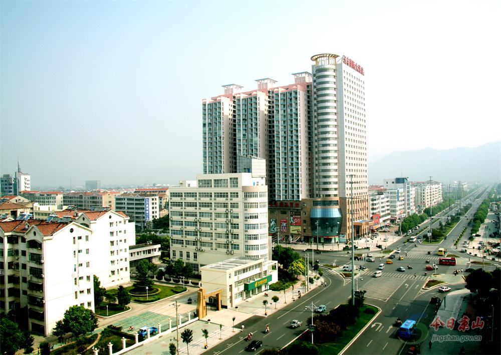 时政京山            记者了解到,现中心城区累计完成城建项目投资11.