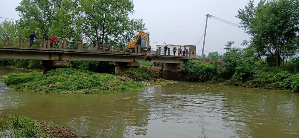 龙王村疏通河道