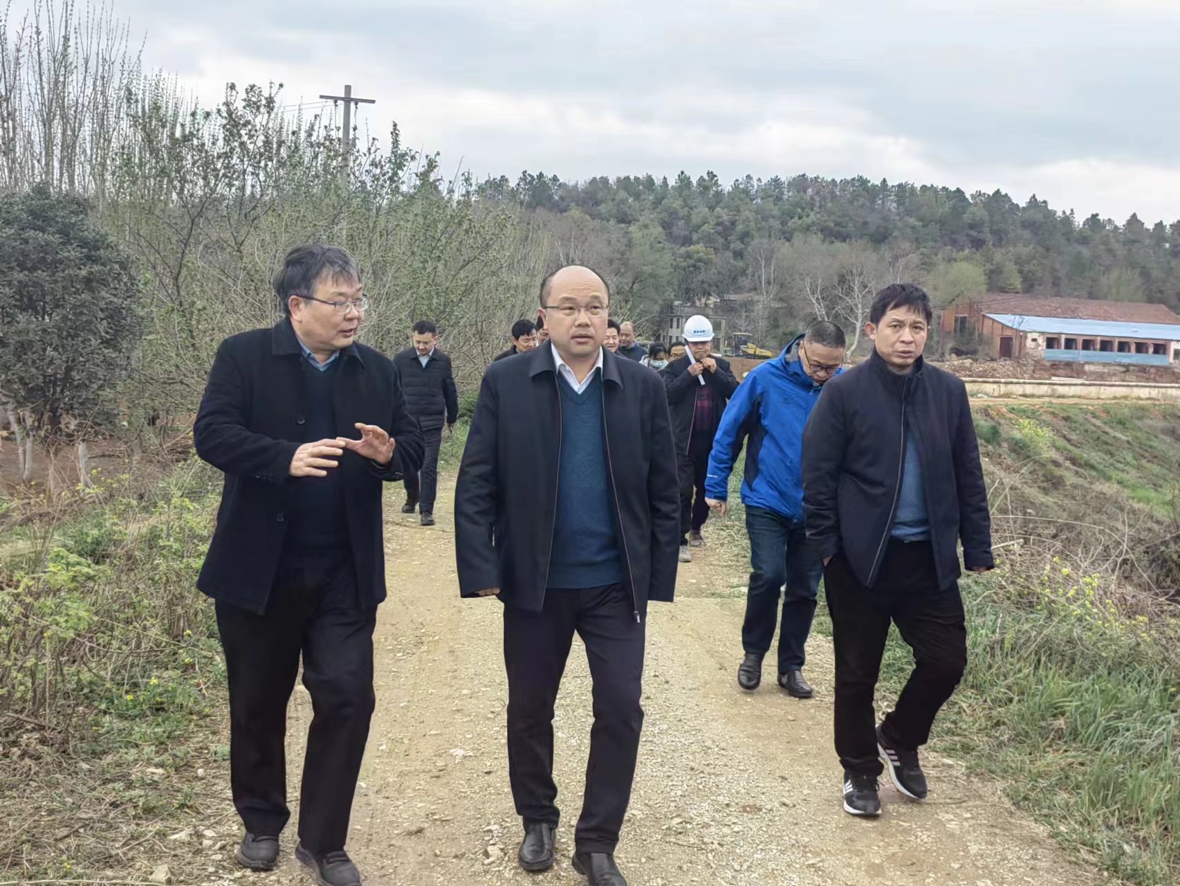>主页>头条京山>3月17日,市委副书记,市长何洪涛率队到惠亭水库和孙桥