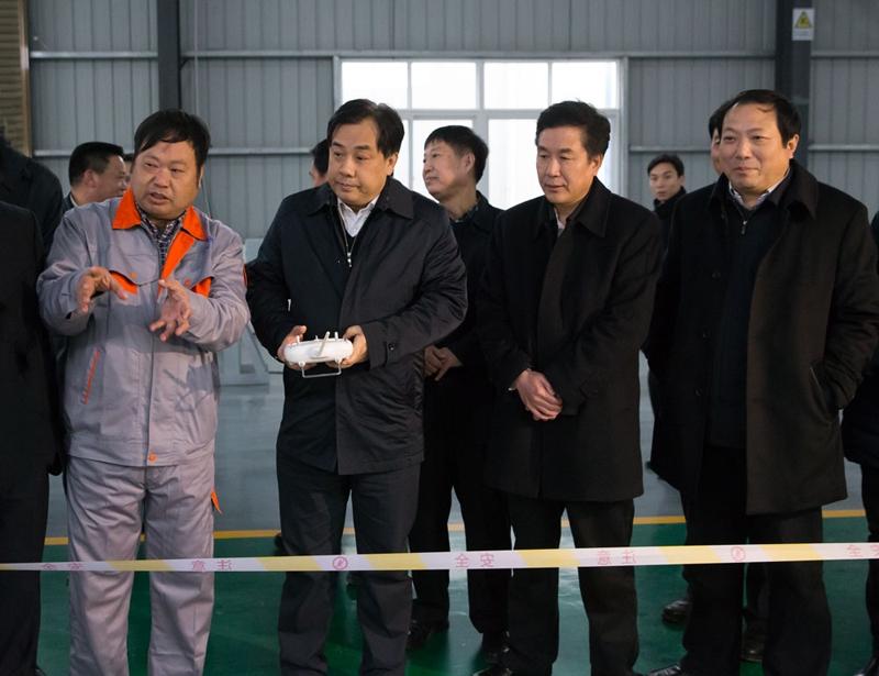 别必雄听求实智能设备制造公司负责人介绍机器人产品