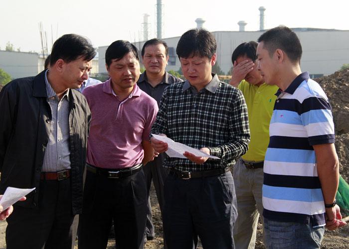 王显祥督办在建重点项目