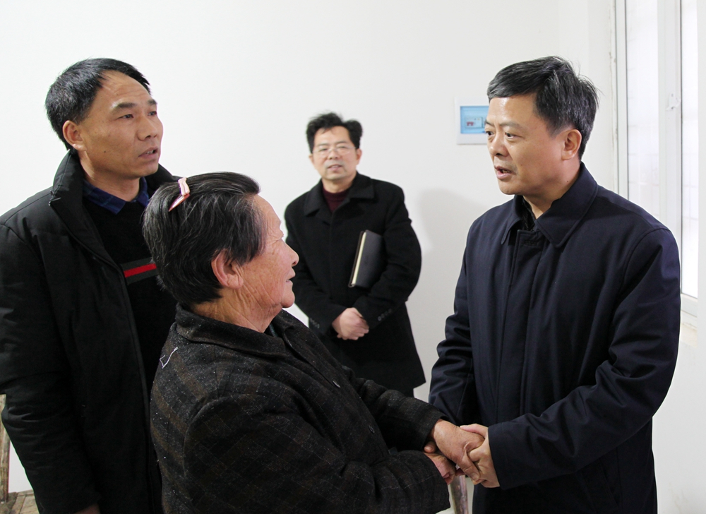 魏明超调研罗店等镇精准扶贫工作