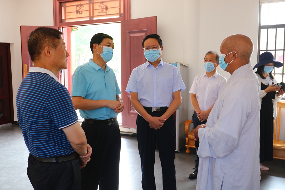 郑中华来京山调研